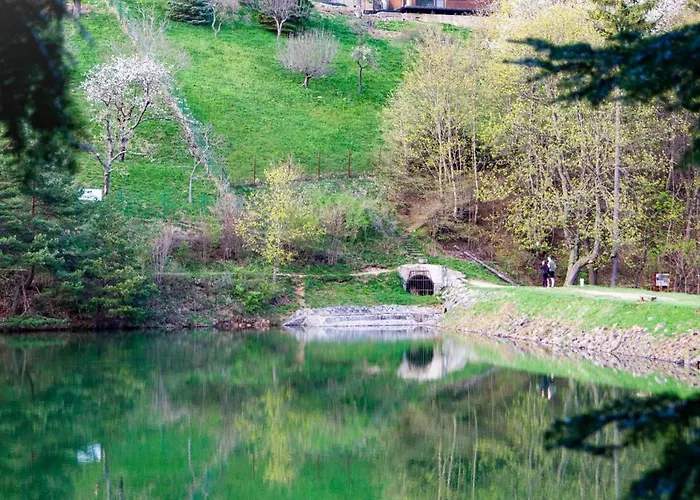 Klinger Na Dlani - View בית נופש *